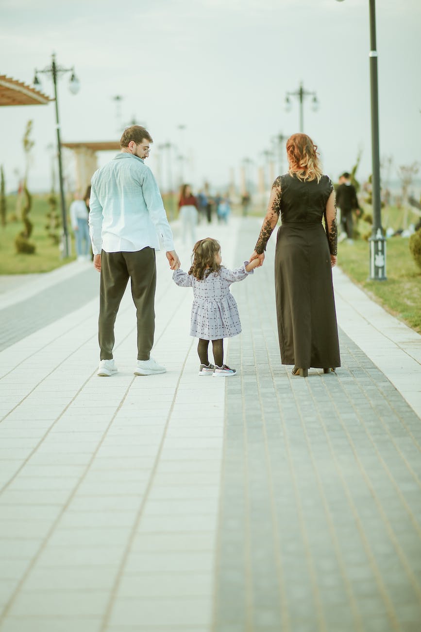 Raising Rich Hearts: How Parents Can Make Kids Feel Wealthy Without Money