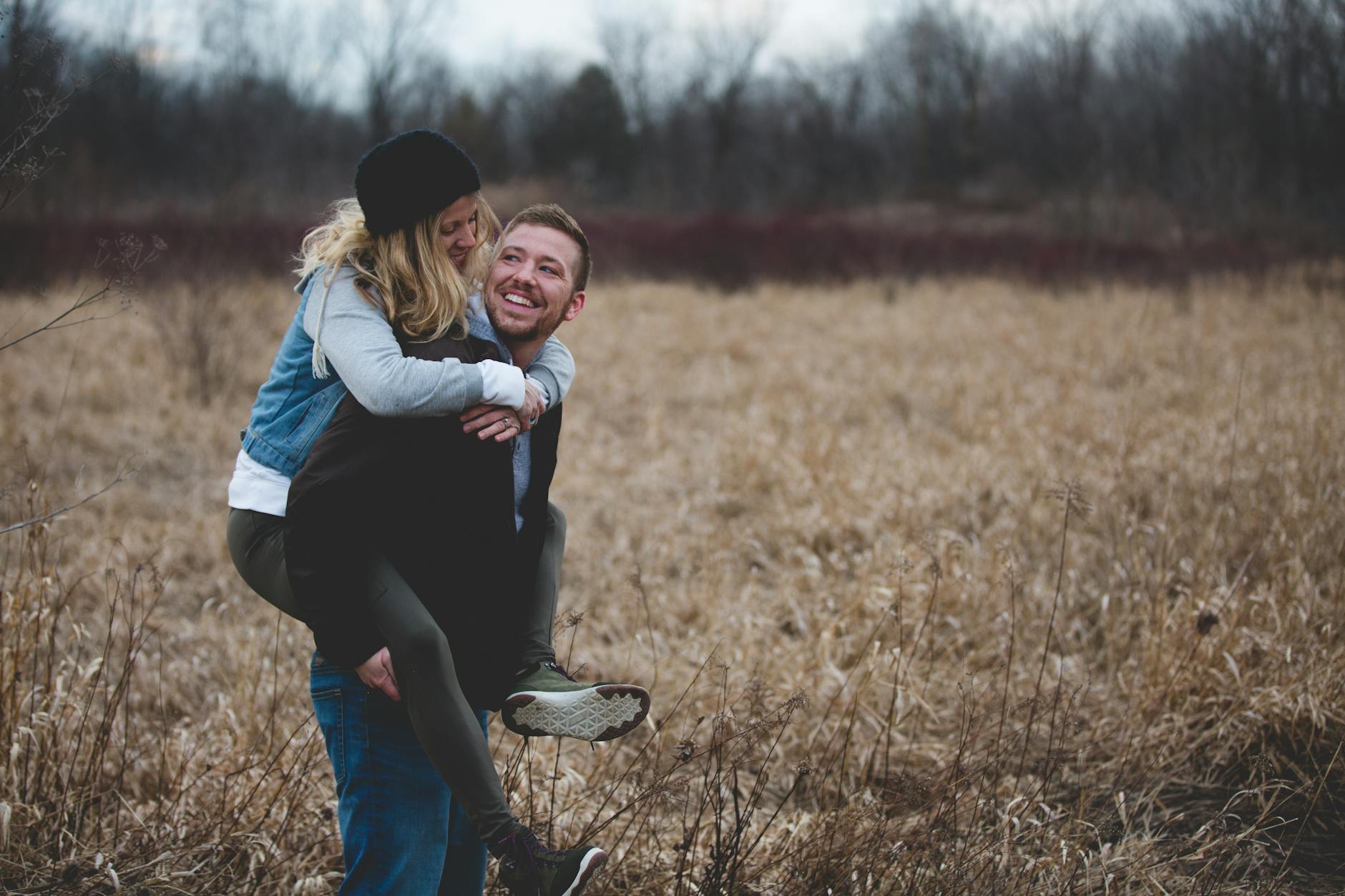 Should I Know My Partner’s Income? Should I Tell My Spouse How Much I Earn Each Month?